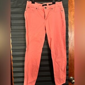 Jessica Simpson Ankle Capri’s Coral
